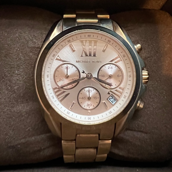 Michael Kors watch in Rose Gold